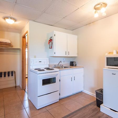 Canadas Best Value Inn & Suites Summerside Esterno foto