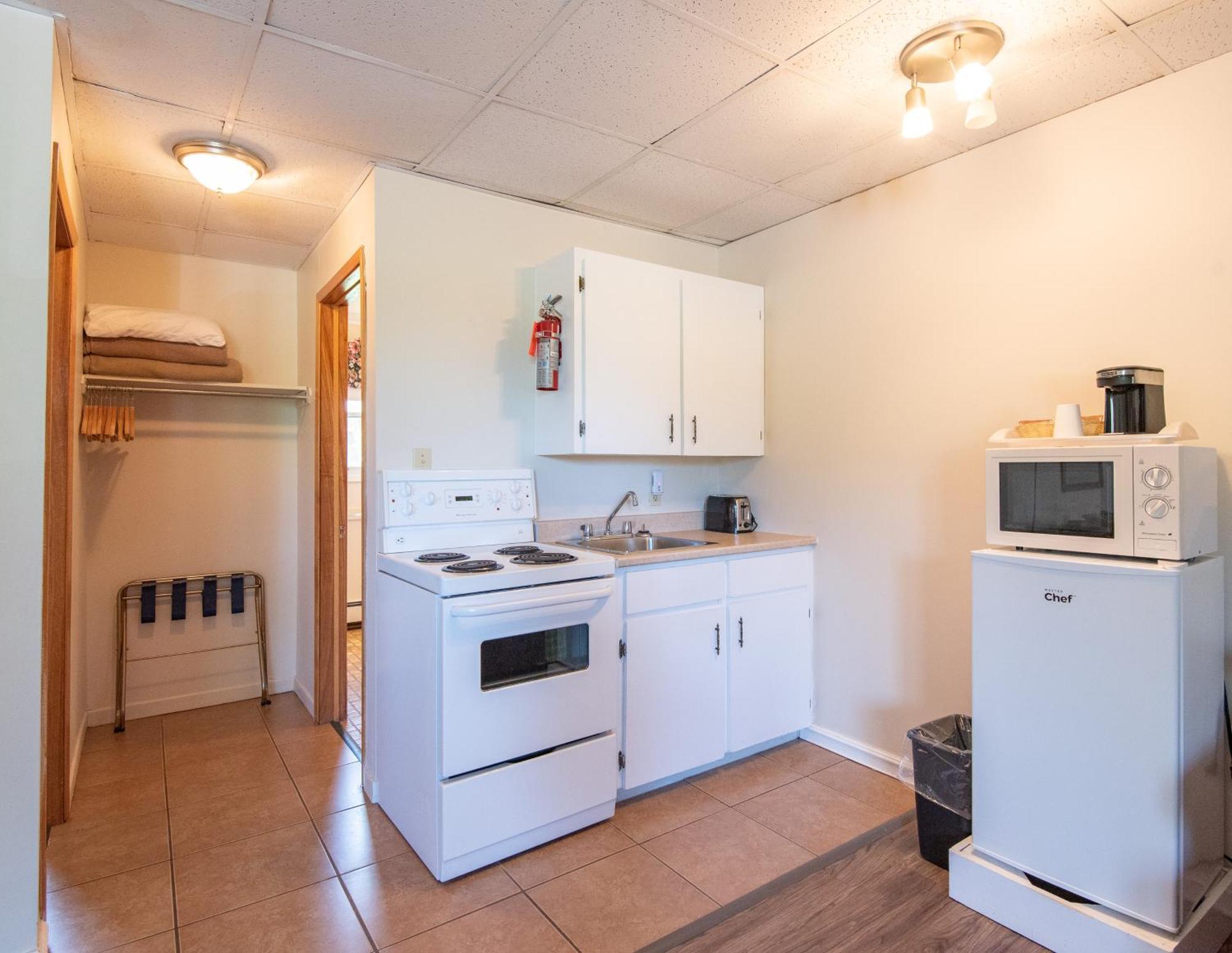 Canadas Best Value Inn & Suites Summerside Esterno foto